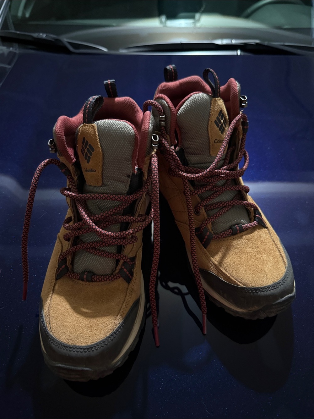 Columbia Tan and Burgundy Outdoor Hiking Boots